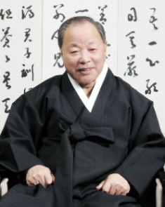 설립자 최현우 경제박사님 이미지